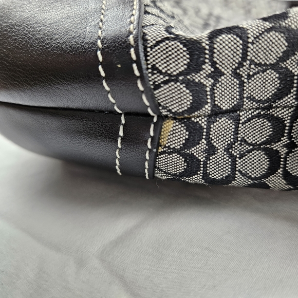 Coach hobo black gray purse with dust bag - Picture 15 of 15